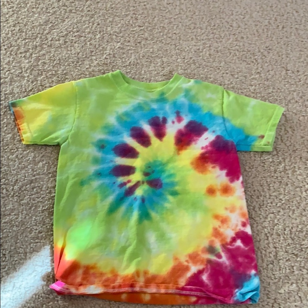 tye dye tee